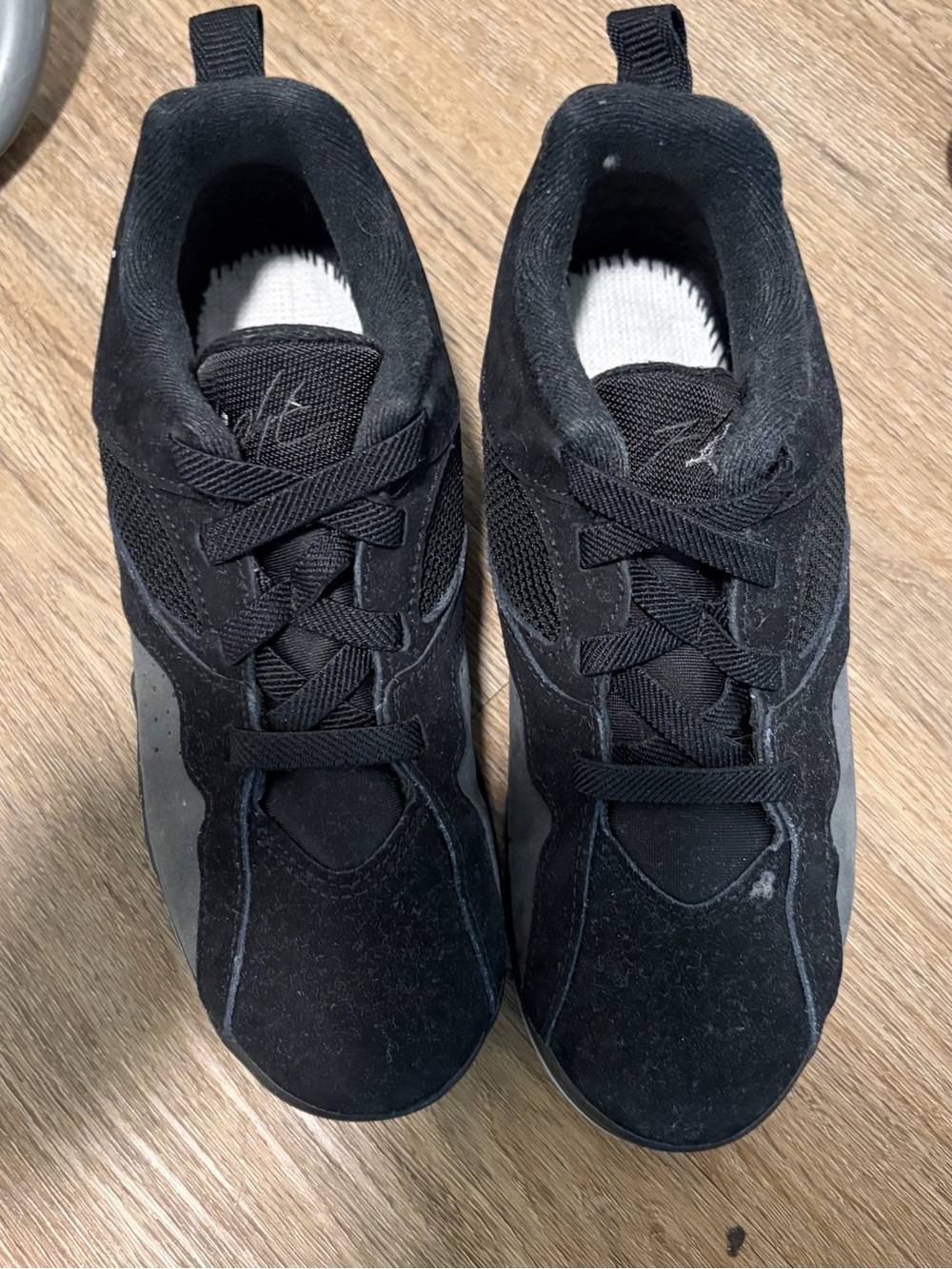 Nike Men's Black and Gray Athletic Sneakers